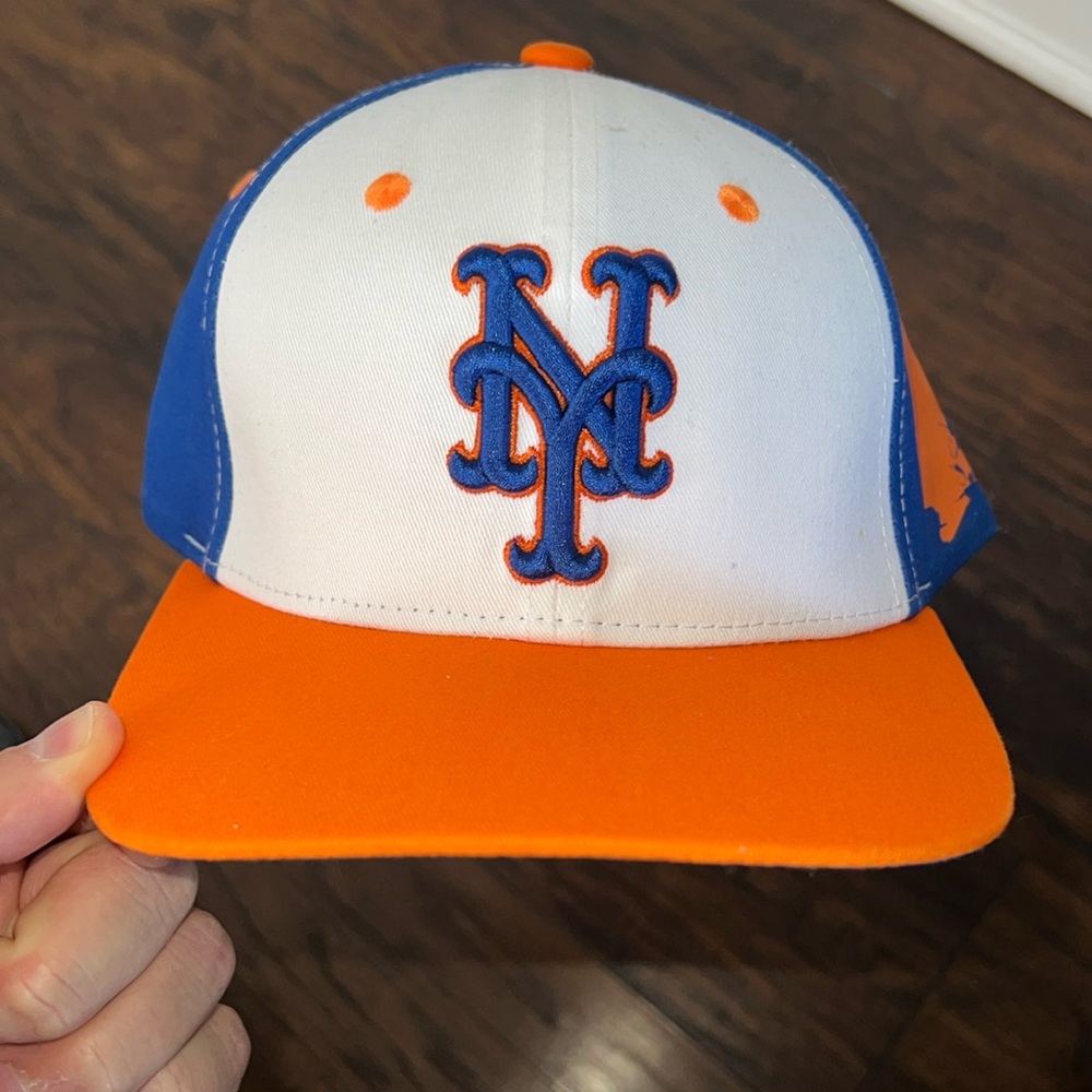 NY Mets Borough Giveaway Night
#BrooklynStrong

Gently Used

OSFA